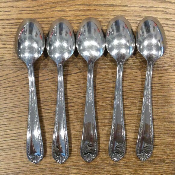 Lenox Bead Glossy Plume Oval Soup Spoons 18/10 7-1/8  Lenox Stainless BEAD 8 Place Soup Spoons Glossy Plume Flatware 18/10 China 7\